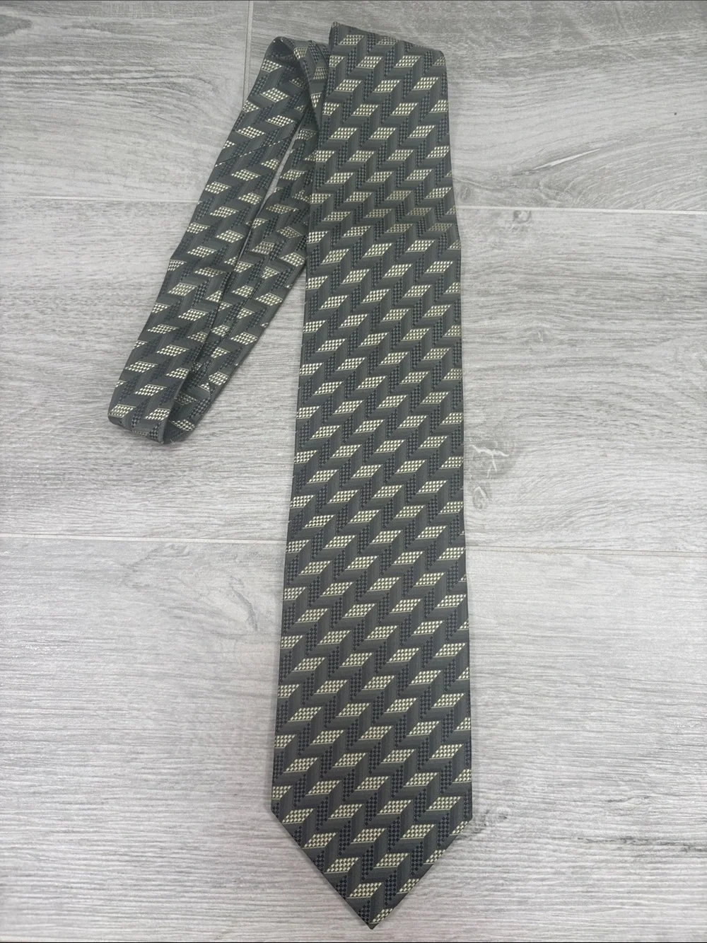Valerio Garati Silk Tie Geometric 3D Optical Illusion Gray Khaki Gold Handmade